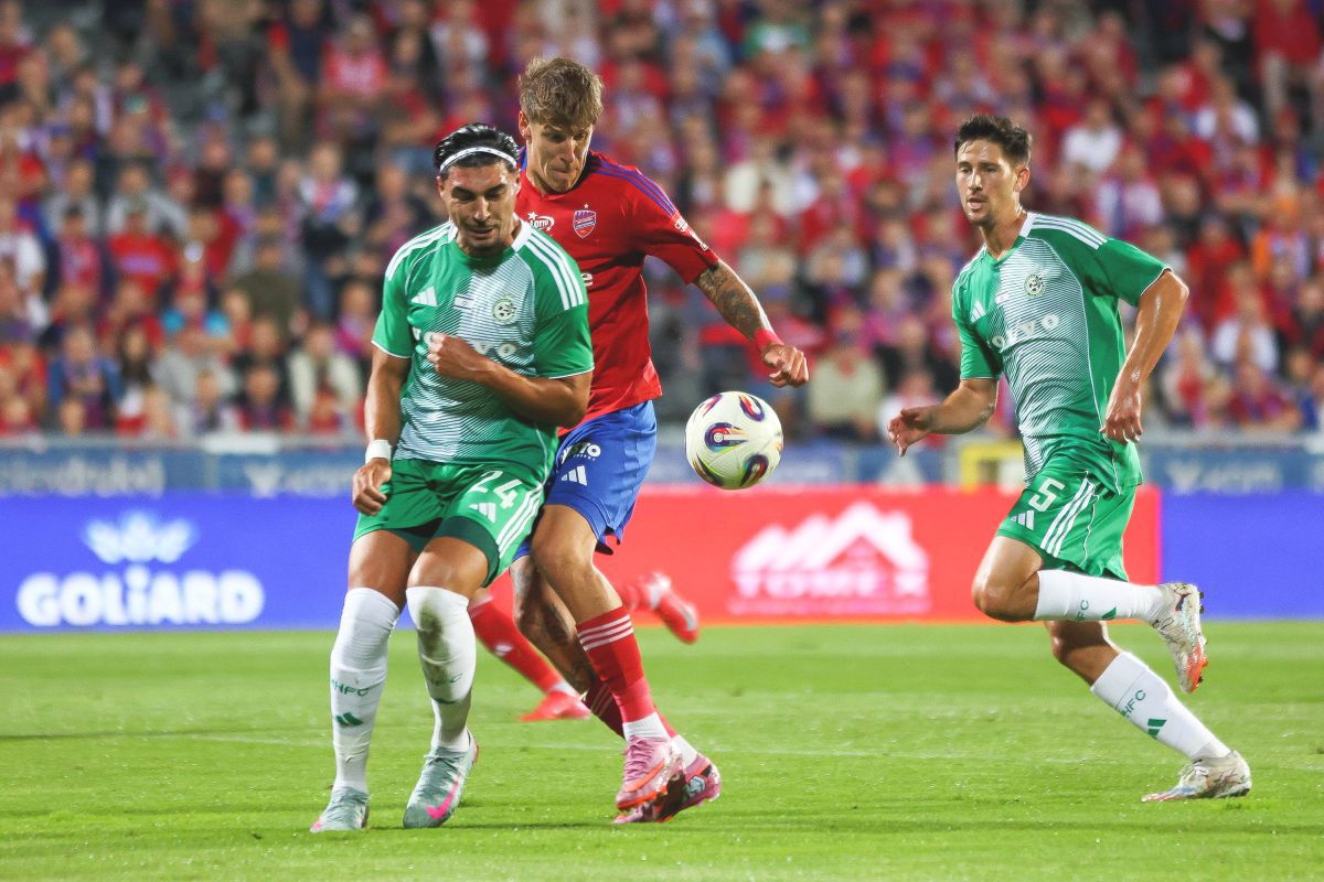 „Negociez pentru Eissat. Îl mut la o fostă campioană”