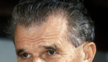 Orașul inventat de Ceaușescu își vinde stadionul. În anii ’80, echipa juca în „B”, iar fotbaliștii erau plătiți regește