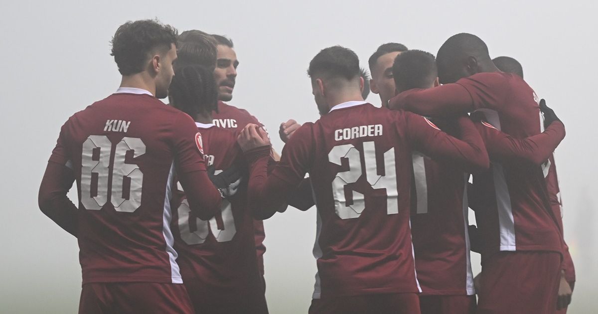 Schimbări la CFR Cluj. Trei jucători pleacă, alții vin: „Aș fi vrut să fie la reunire”
