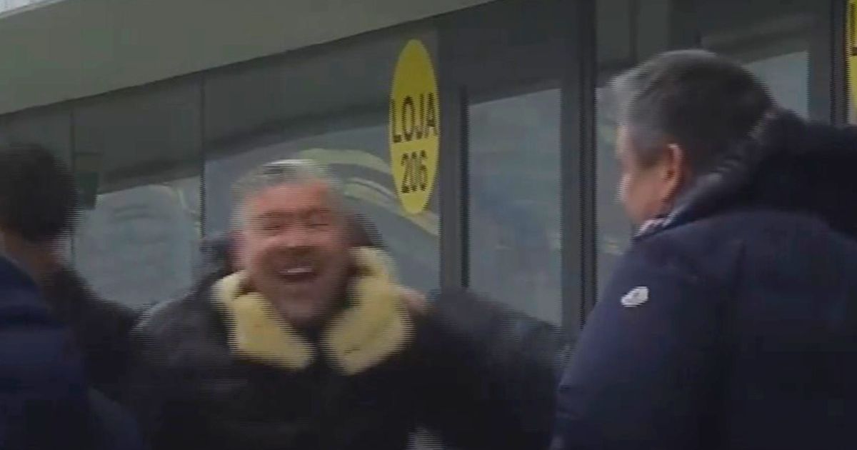 Replică acidă pentru CFR Cluj. Mihai Stoica a reacționat după hora oficialilor adverși: „Măcar jucătorii noștri se destind când se uită în conturi”