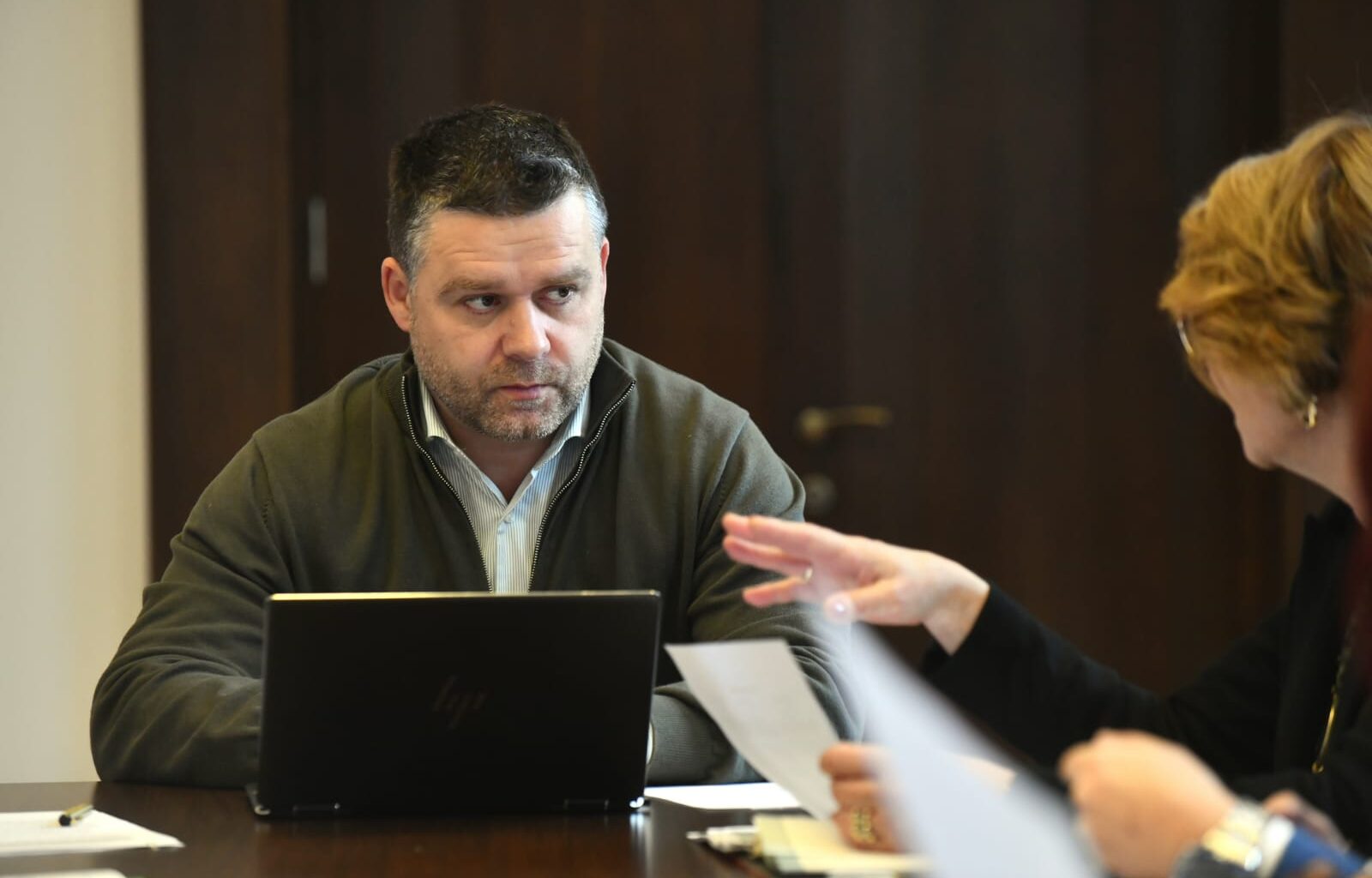 Ciucu, în zi cu ger și cu 1.500 de blocuri fără căldură: "Mă concentrez pe salvarea de la faliment a sistemului de termoficare". Anunță controale la Termoenergetica și ELCEN • Știri București