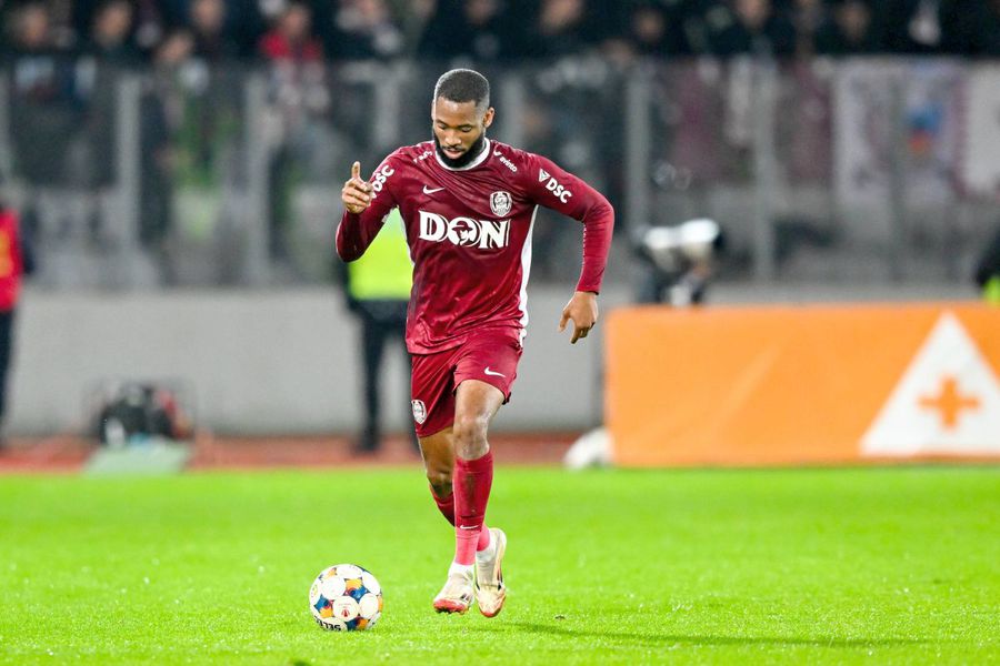 A vrut să plece de la CFR Cluj, dar a fost blocat pe aeroport în această dimineață