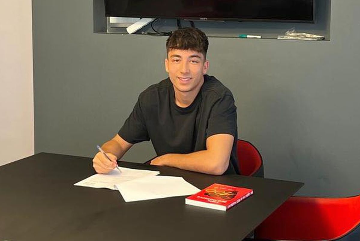 „Își dă adversarii cap în cap! Fără îndoială, este un nume pentru România”