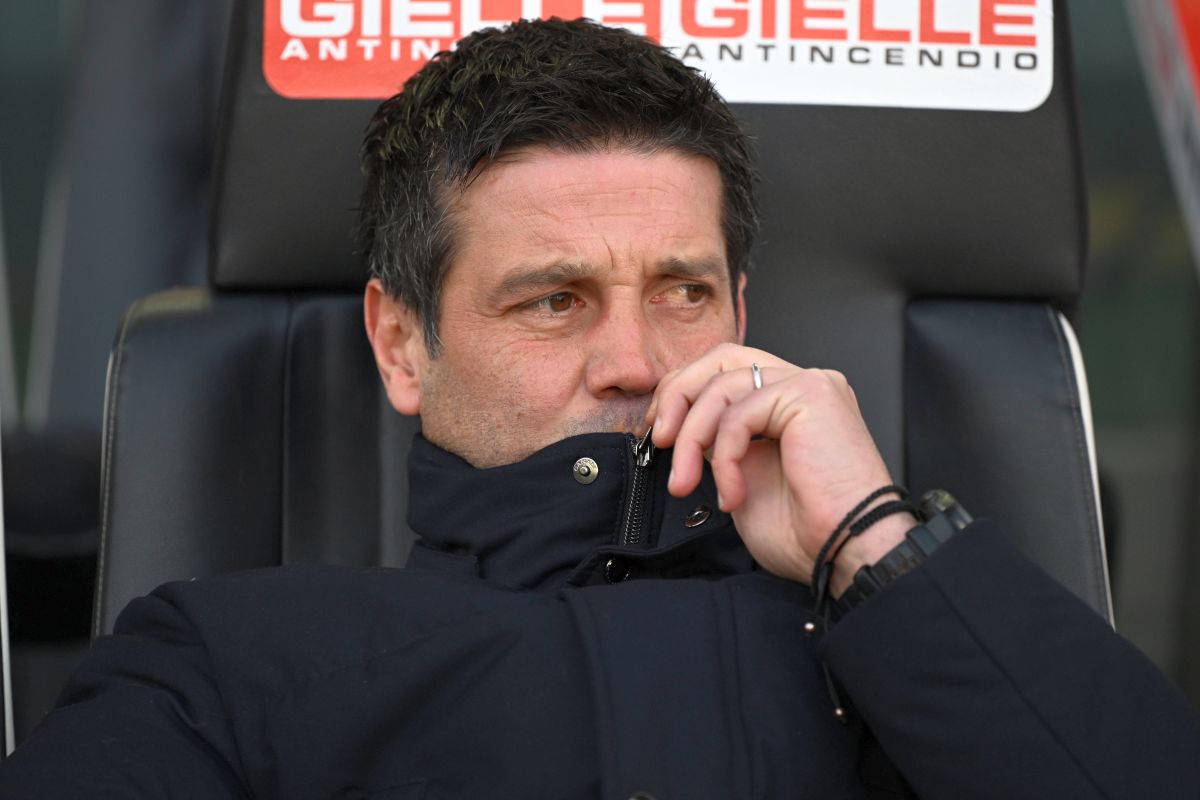 „DE CE? E o problemă încercuită cu roșu”