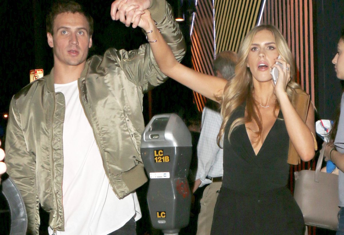 Odată se „bătea” cu Phelps, iar acum, din cauza divorțului de o „iepurașă” Playboy, își vinde medaliile olimpice!