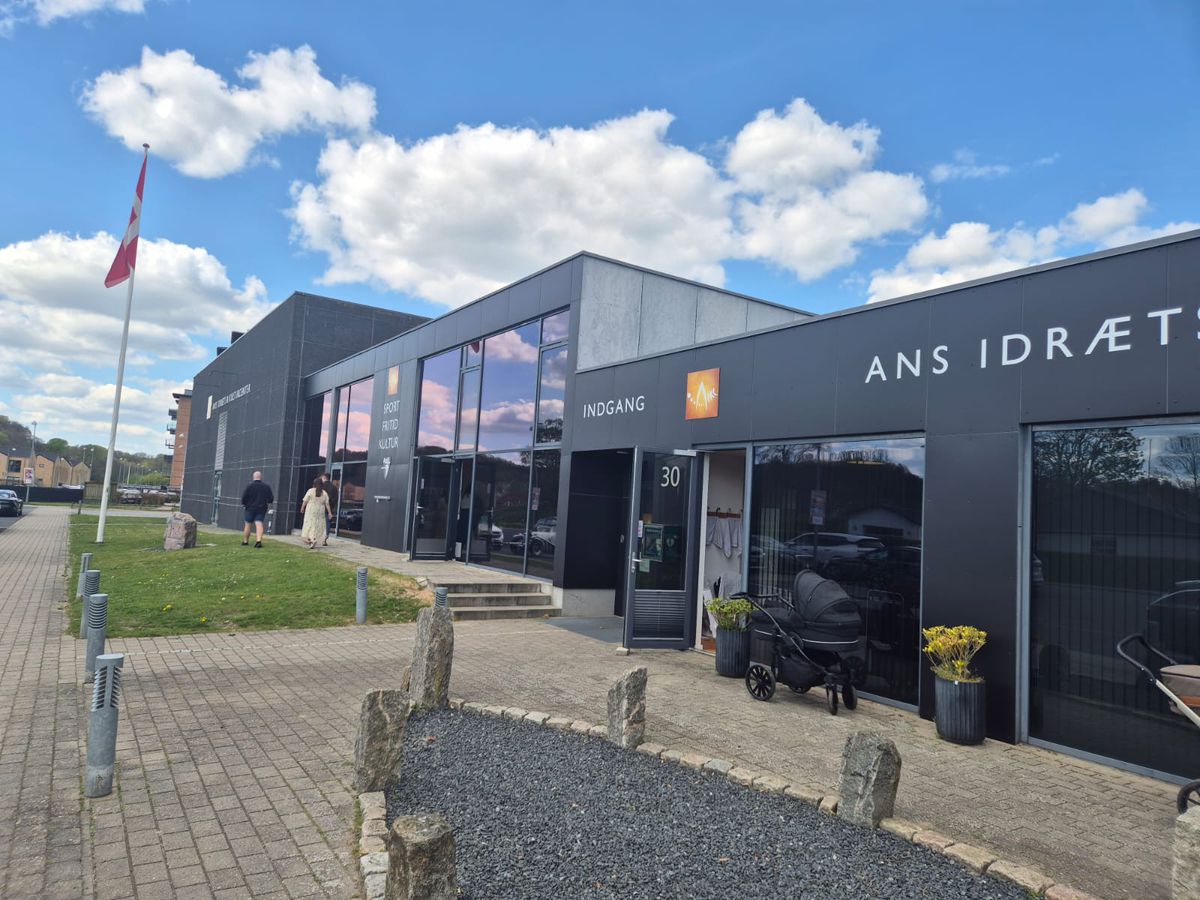 Selecționerul României, șocat de ce a găsit în Danemarca: „Despre ce vorbim? Dimineața, tot cartierul!” - GSP