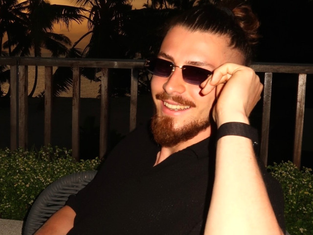 Cinci milioane de euro diferență! S-a aflat cât i-a cerut Tottenham lui AS Roma pentru Radu Drăgușin