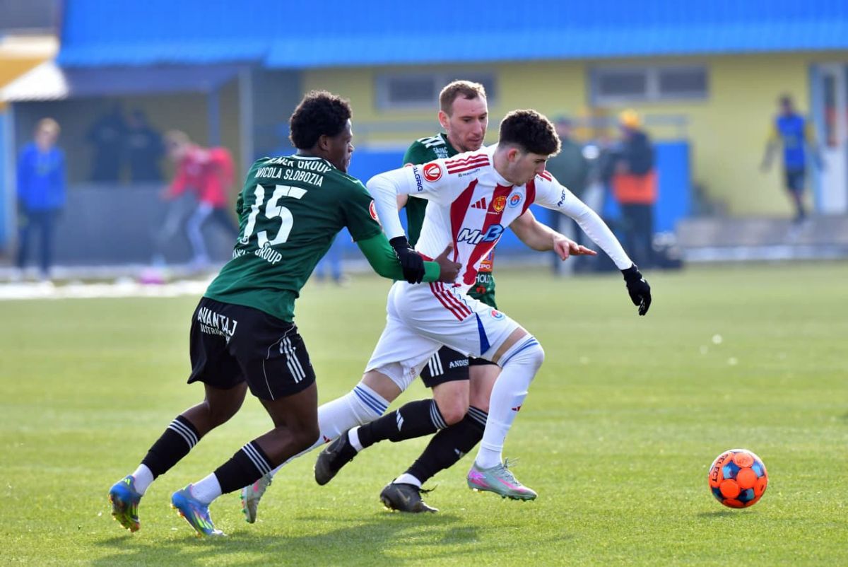 A revenit pe teren după 4 luni în care s-a luptat cu depresia, în primul meci jucat de Slobozia pe stadionul modernizat