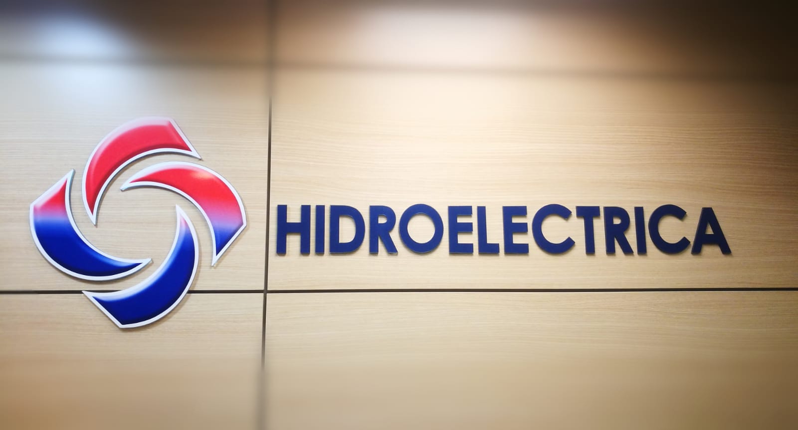 Hidroelectrica a început să emită facturile pentru decembrie, a încheiat lucrările la sistemul informatic