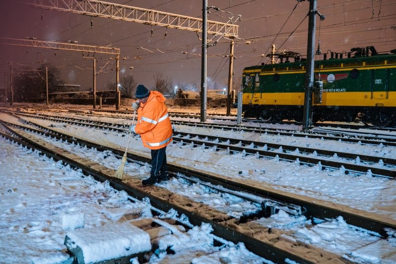 Întârzieri ale trenurilor și de două ore