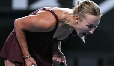 A învins-o pe Emma Răducanu cu un deget rupt, iar acum abia așteaptă duelul cu Sabalenka: "O iubesc!"