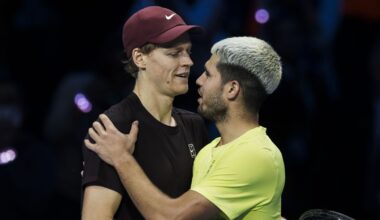 Carlos Alcaraz, victorie splendidă cu Jannik Sinner, în demonstrativul de la Seul! Punctul meciului, reușit de...un copil de mingi