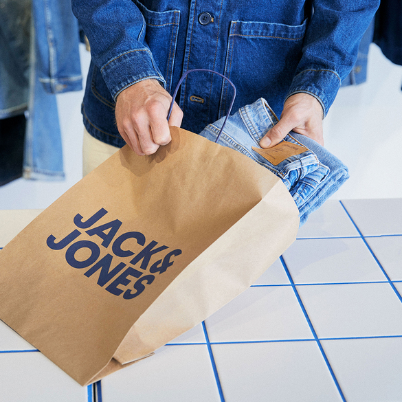 Jack & Jones deschide primul magazin în România, la Sibiu