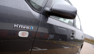 EXCLUSIV Guvernul menține noua impozitare pe mașini, în ciuda anomaliilor semnalate de proprietari, în special în cazul hibridelor