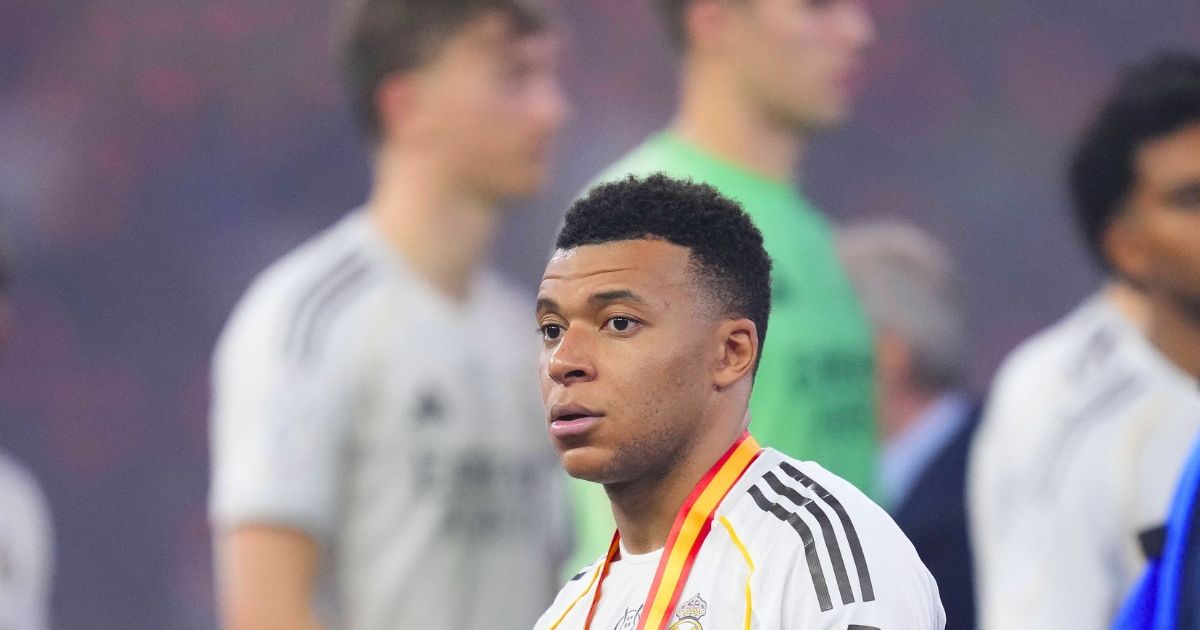 Gesturile lui Mbappe au șocat Barcelona. Ce spune Real Madrid despre atitudinea starului francez + Gestul obscen făcut de Pau Cubarsi