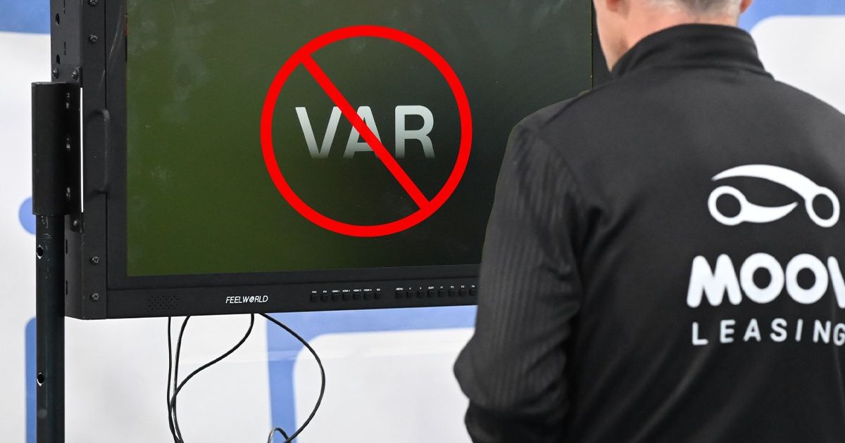 Meci fără VAR în Liga 1. Problemele la instalația electrică au făcut imposibilă folosirea sistemului la meciul Unirea Slobozia - Hermannstadt