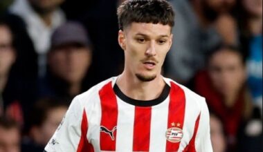ce au făcut Vlad Dragomir și Dennis Man cu Chelsea și Newcastle