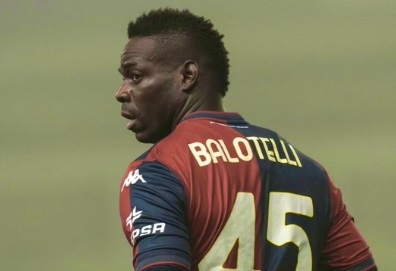 Rugat să-l caracterizeze pe Chivu, Mario Balotelli a răspuns fără ocolișuri: ''Este extraordinar''