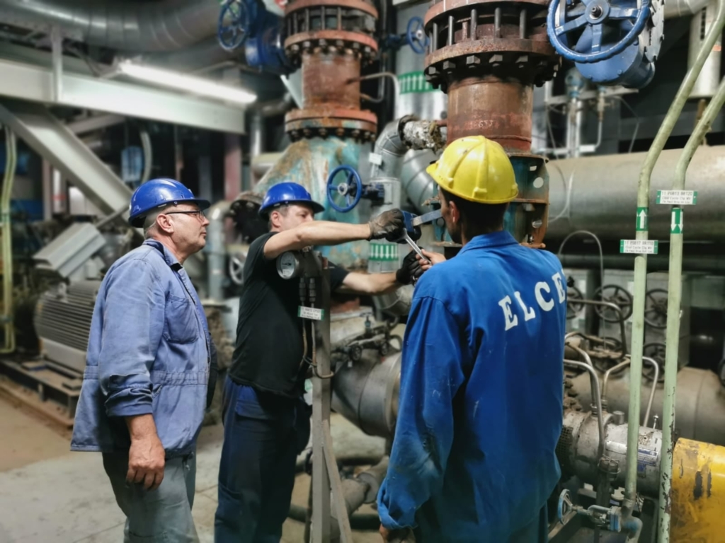 Avaria care a lăsat aproape 40% din blocurile din București fără căldură și apă caldă a fost remediată, anunță Elcen. Cine a fost, de fapt, de vină