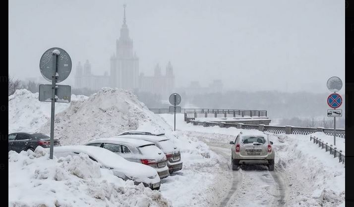 Record de zăpadă în Capitala Rusiei. Moscova înregistrează cele mai abundente ninsori din ultimii peste 200 de ani VIDEO
