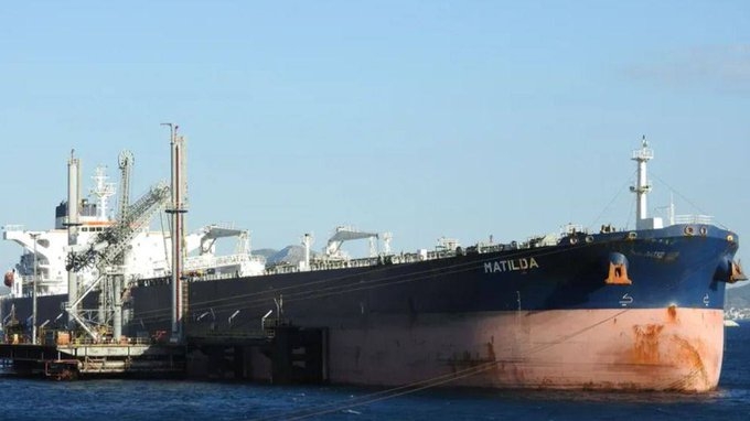 Atac masiv în Marea Neagră. Patru petroliere lovite de drone în timp ce se îndreptau spre Rusia FOTO