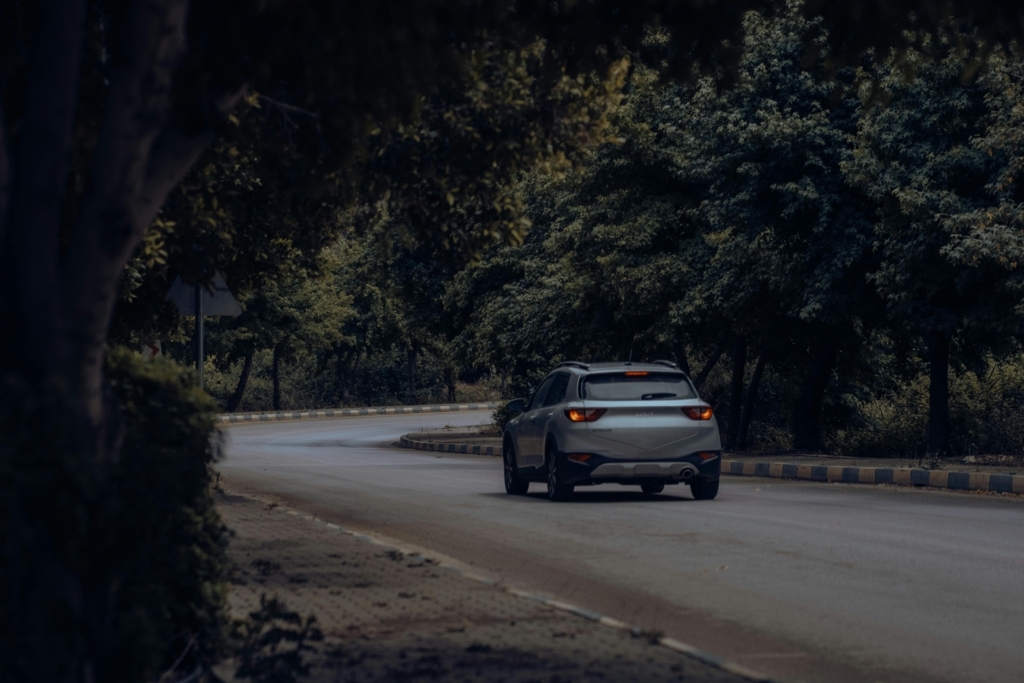 Motivul pentru care un copil de 12 ani a gonit cu mașina peste 300 km între Sibiu și Arad. Cum l-au oprit polițiștii