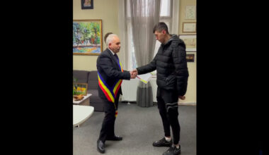 Adolescentul de 17 ani care a scos un copil din Someș a fost premiat. Ce a primit salvatorul VIDEO