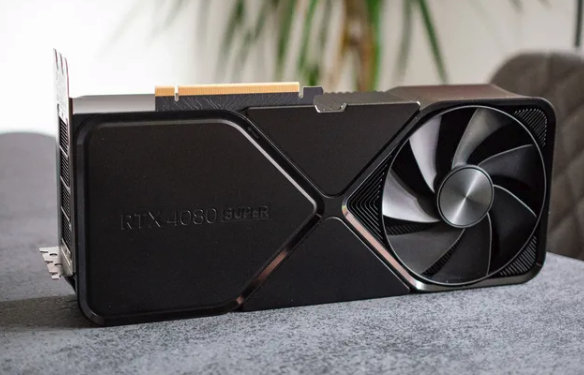 Plăci video la preț de nimic, pagubă sigură. Cum profită escrocii de criza componentelor PC