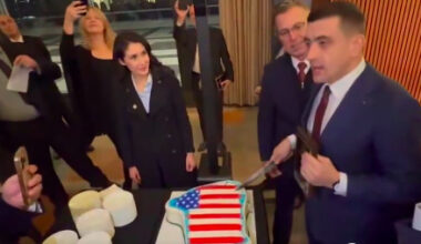 „Șeful suveraniștilor”, pus în genunchi de Europa. Arma a fost gândită împotriva Rusiei și Chinei, dar și-a găsit victima la Washington