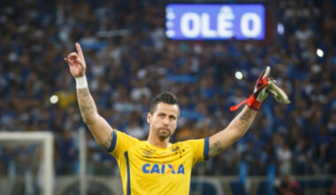 Decizia luată de fotbalistul cu cele mai multe meciuri oficiale din istorie