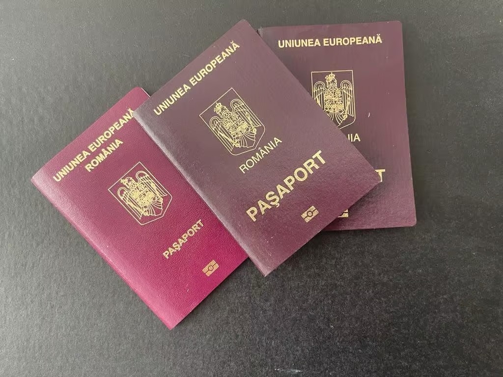 Care este statul cu cel mai puternic pașaport. SUA se află abia pe locul al zecelea. Ce poziție ocupă România