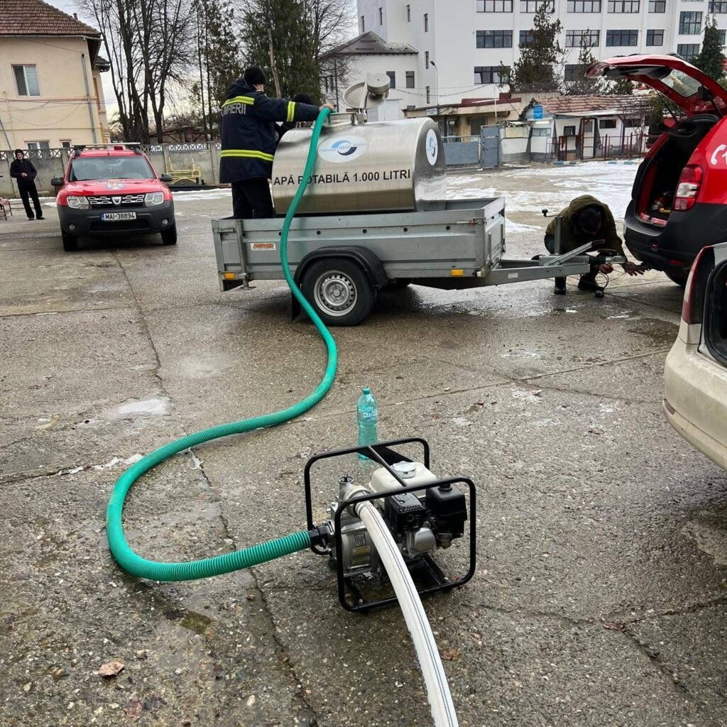 11.000 de brașoveni, fără apă potabilă după un incident ecologic. DSU intervine după poluarea sursei de captare