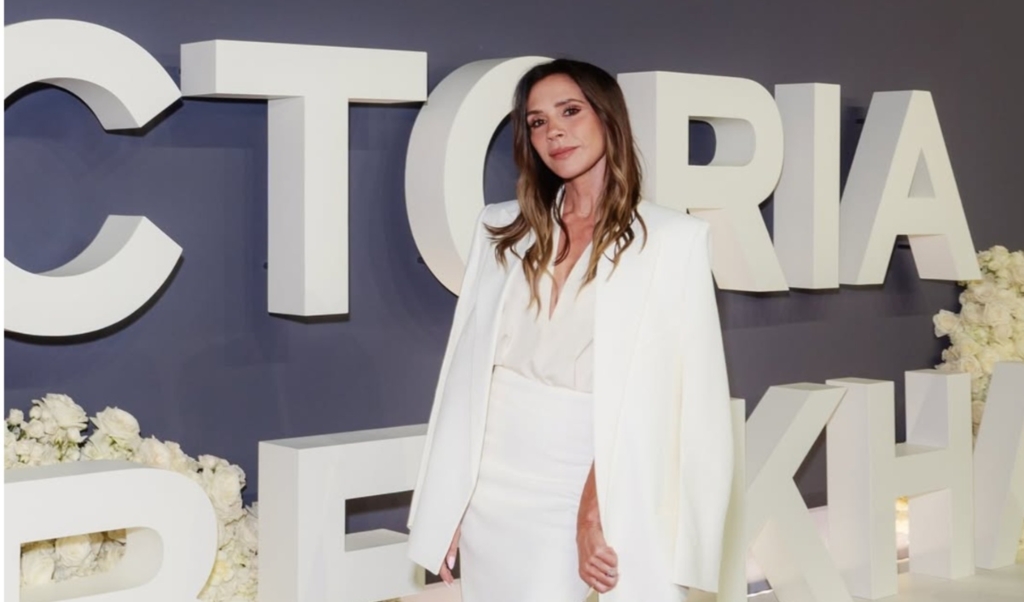 dansul Victoriei a fost „stânjenitor”