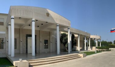 Moarte suspectă la ambasada Rusiei din Cipru. Diplomatul găsit spânzurat ar fi fost ofițer GRU și ar fi încercat să dezerteze