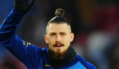 Un minut de fotbal! Radu Drăgușin a fost introdus de Thomas Frank chiar înainte de finalul meciului cu Burnley