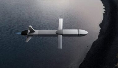 Două arme noi pentru Ucraina: O rachetă de croazieră creată de compania unui rus și o dronă pe hidrogen