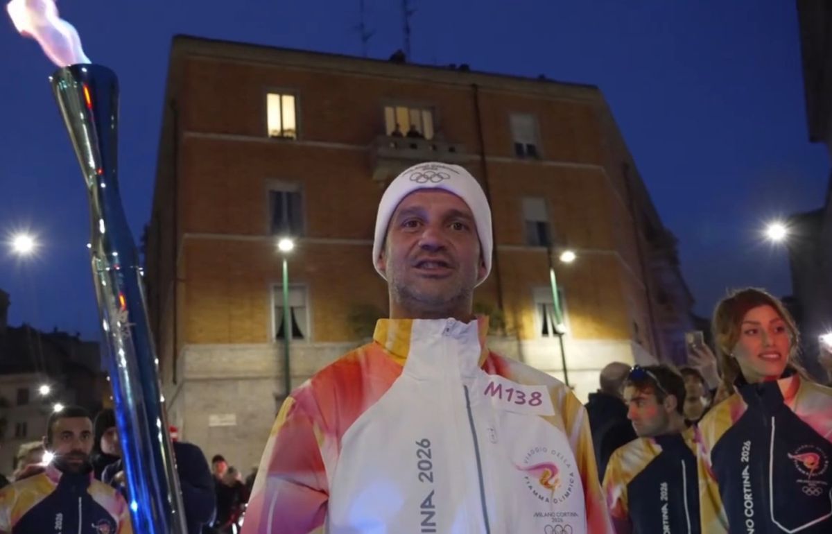 Imagini istorice la Milano! Cristi Chivu a purtat torța olimpică
