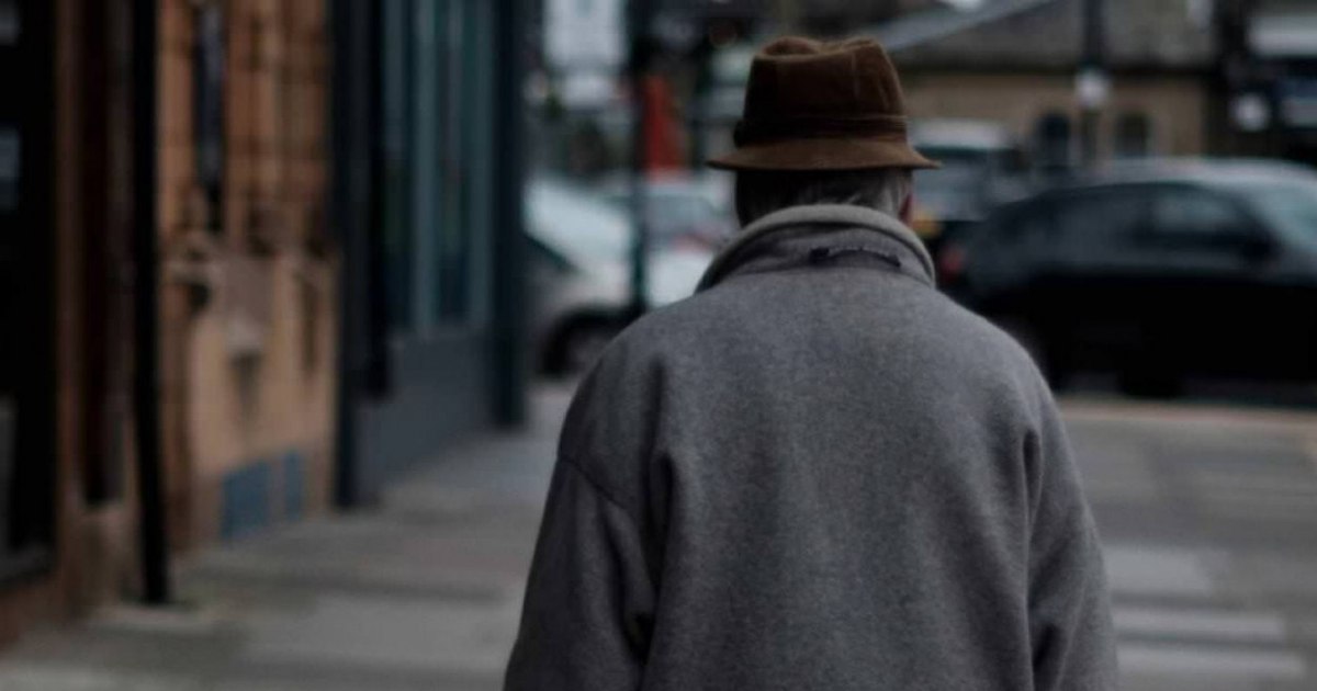 Un pensionar de 80 de ani din Marea Britanie a construit un imperiu al drogurilor cu bani câștigați la Loto