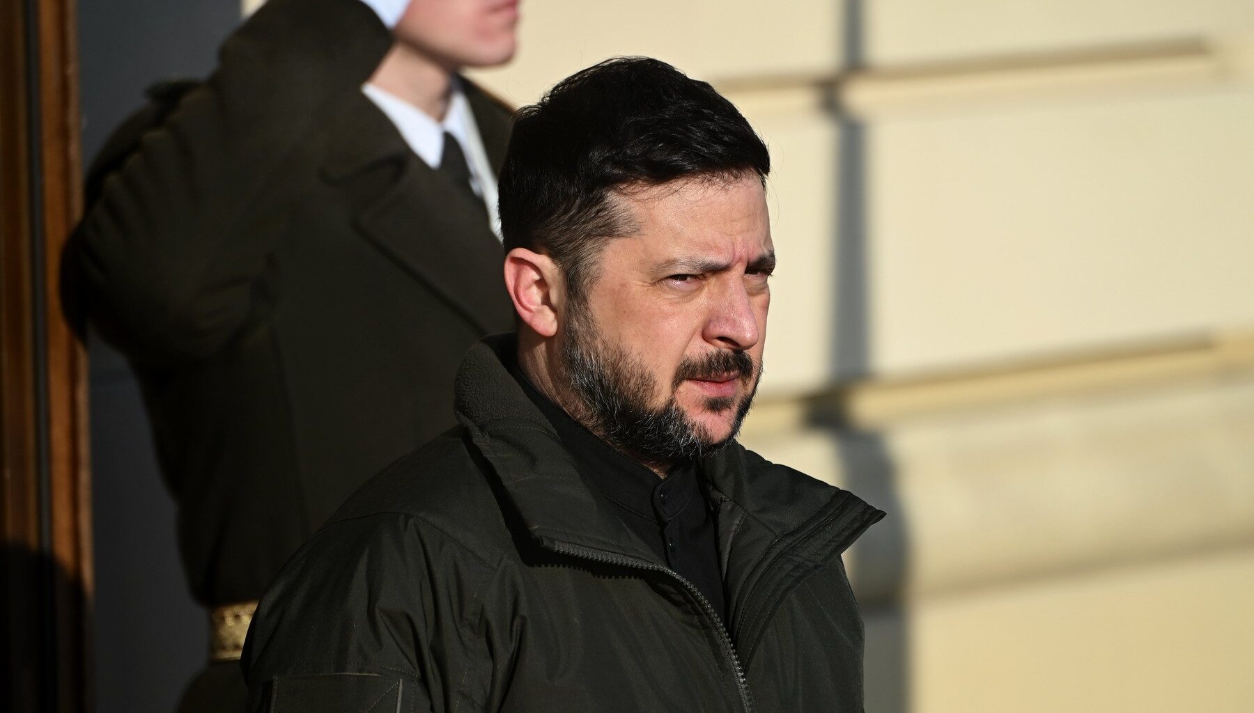 Zelenski anunță că schimbă foaia cu rușii înainte de noua rundă de negocieri, la scurt timp după ce Trump evoca „vești bune” despre oprirea războiului