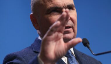 Ilie Bolojan clarifică efectele pachetului de relansare economică: „Nu vor fi creșteri de prețuri la gaz”