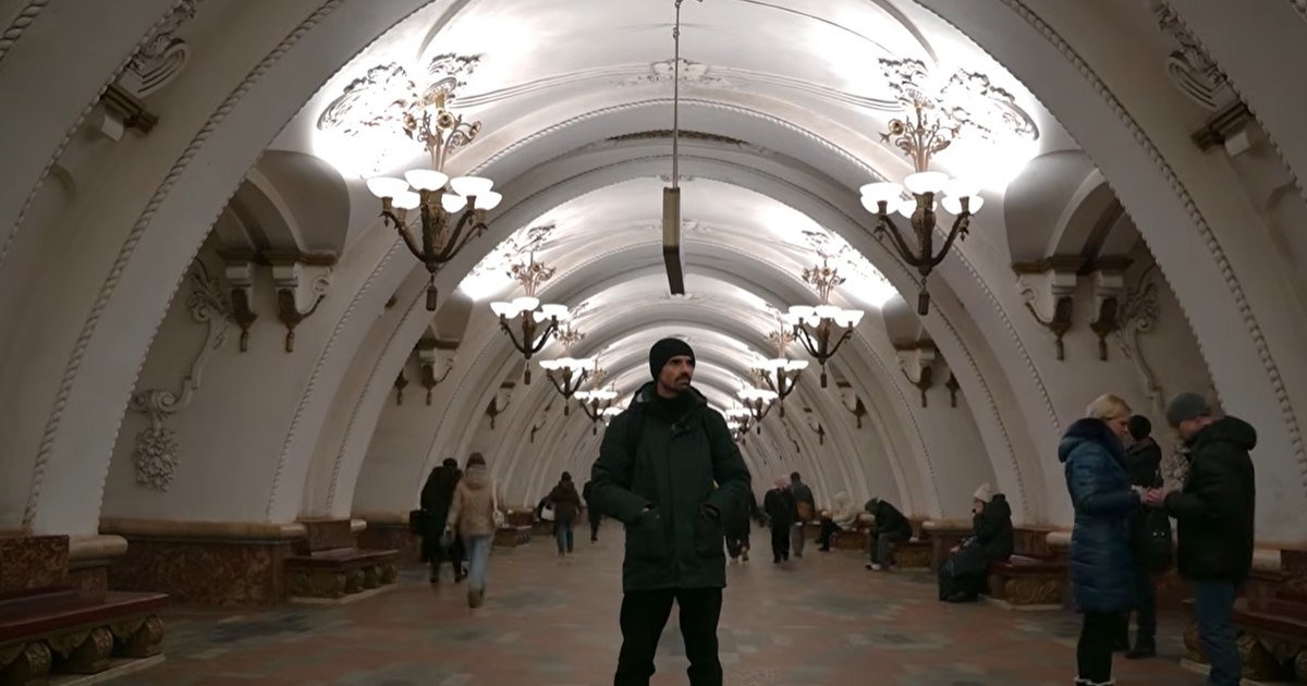 Moscova pentru o familie de români: „Instagramul e colorat, bogat, fițos și scump. Viața a devenit un coșmar”