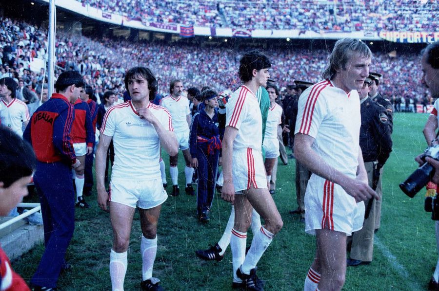 Fostul arbitru din Liga 1 a „zguduit” Bursa de Valori: „Am o avere de 60-80 milioane de euro” » Pregătește o BOMBĂ: „Lucrez la proiect, Hagi CEO!”