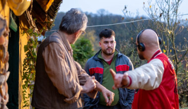 Cum l-a lansat TikTok-ul pe Adrian „Elicopter de Luptă” din online pe marile ecrane. Sute de mii de bilete vândute la o poveste de dragoste din ruralul românesc