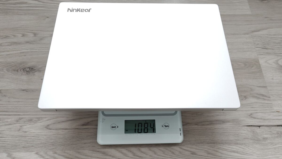 Greutate laptop Ninkear S14