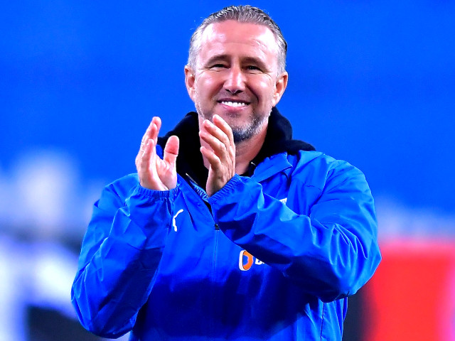 Laurențiu Reghecampf a spus "DA" și semnează până în 2028!