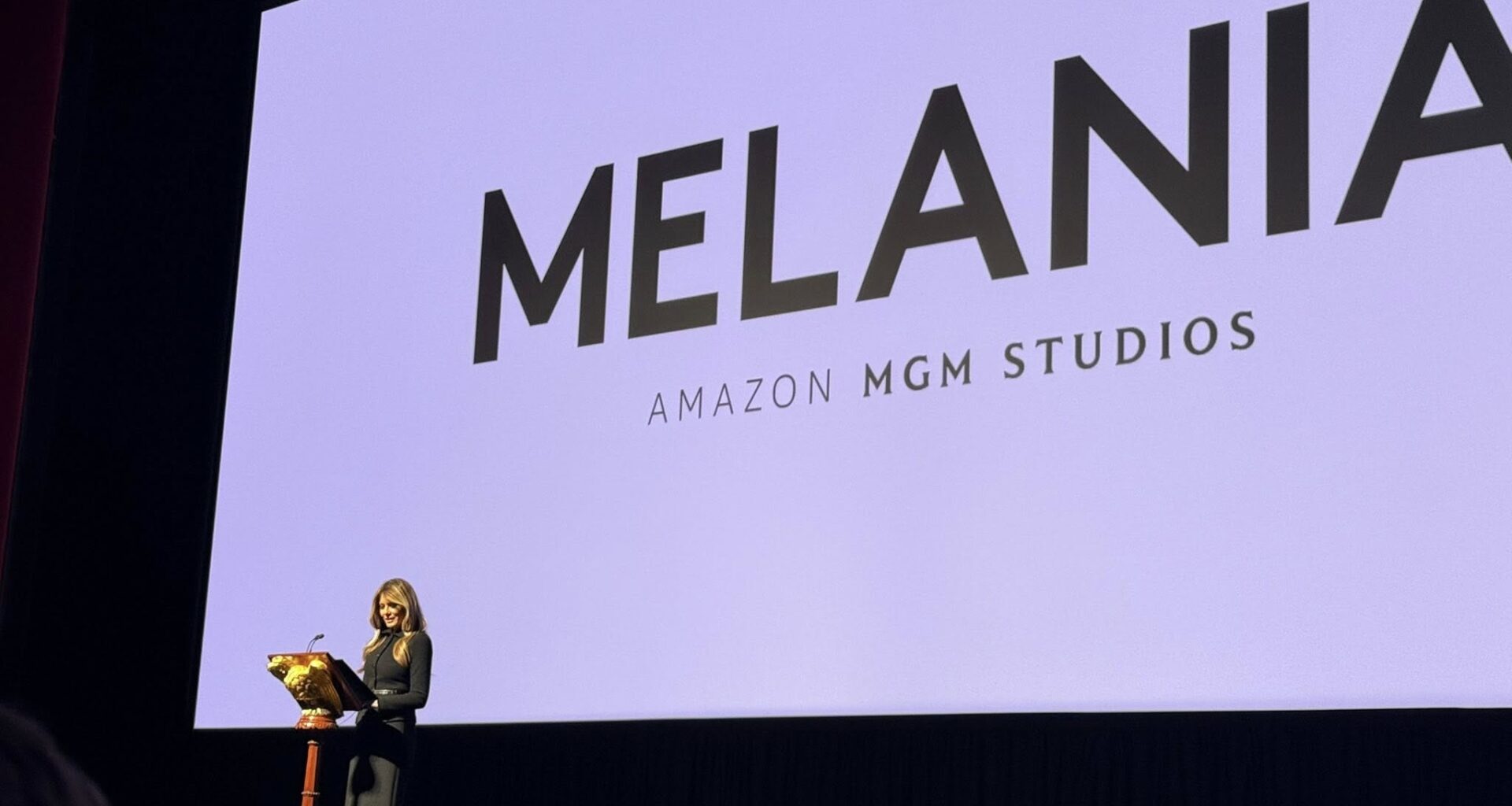 Ce aflăm și ce rămâne nespus despre Melania