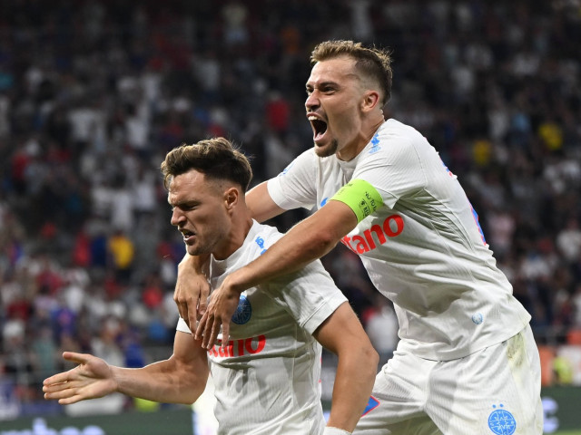 A picat transferul lui Dennis Politic