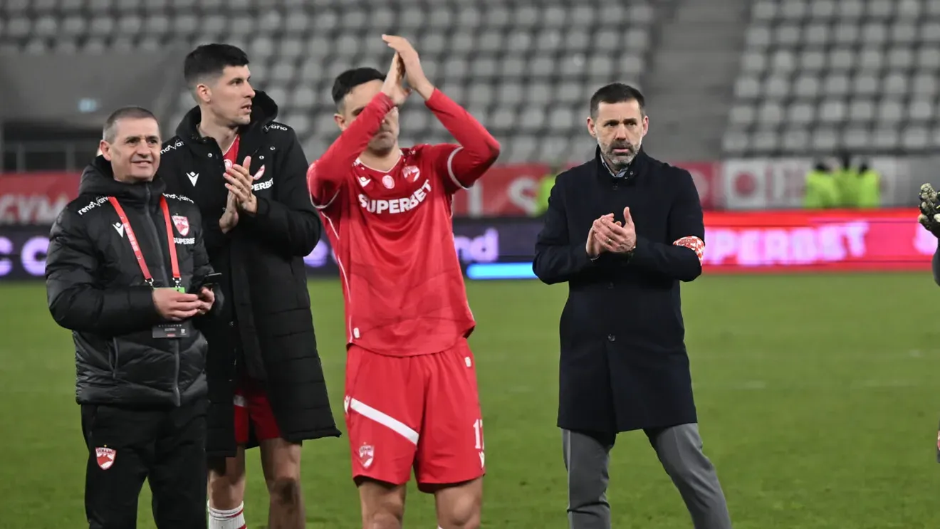 Zeljko Kopic l-a lăsat acasă pe Stipe Perica. Șefii lui Dinamo speră să-l vândă zilele viitoare, însă atacantul a refuzat mai multe oferte