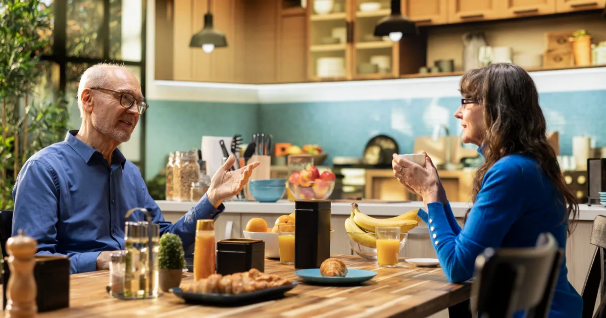 Ministrul muncii anunță scutiri la CASS, ajutor la pensie de 1000 lei, indemnizații crescute. Mai e o problemă • Newsweek România