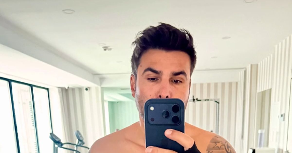 Mutu se menține în formă. FOTO: Fizicul de invidiat al „Briliantului”, chiar și la 47 de ani!